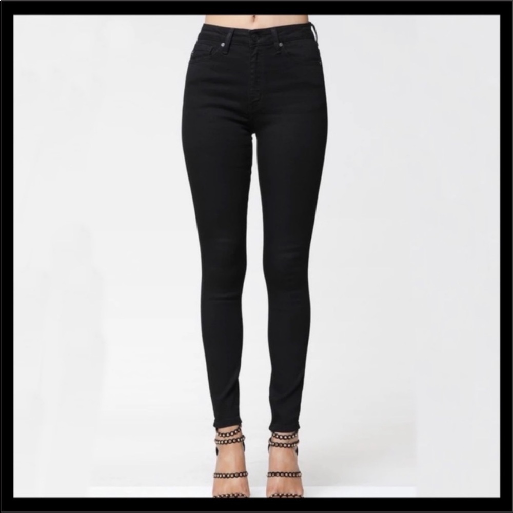 KanCan Mid Rise Black Skinny Jeans
